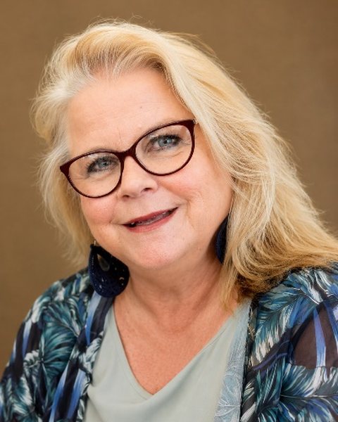 Mrs. Hantie Meyer